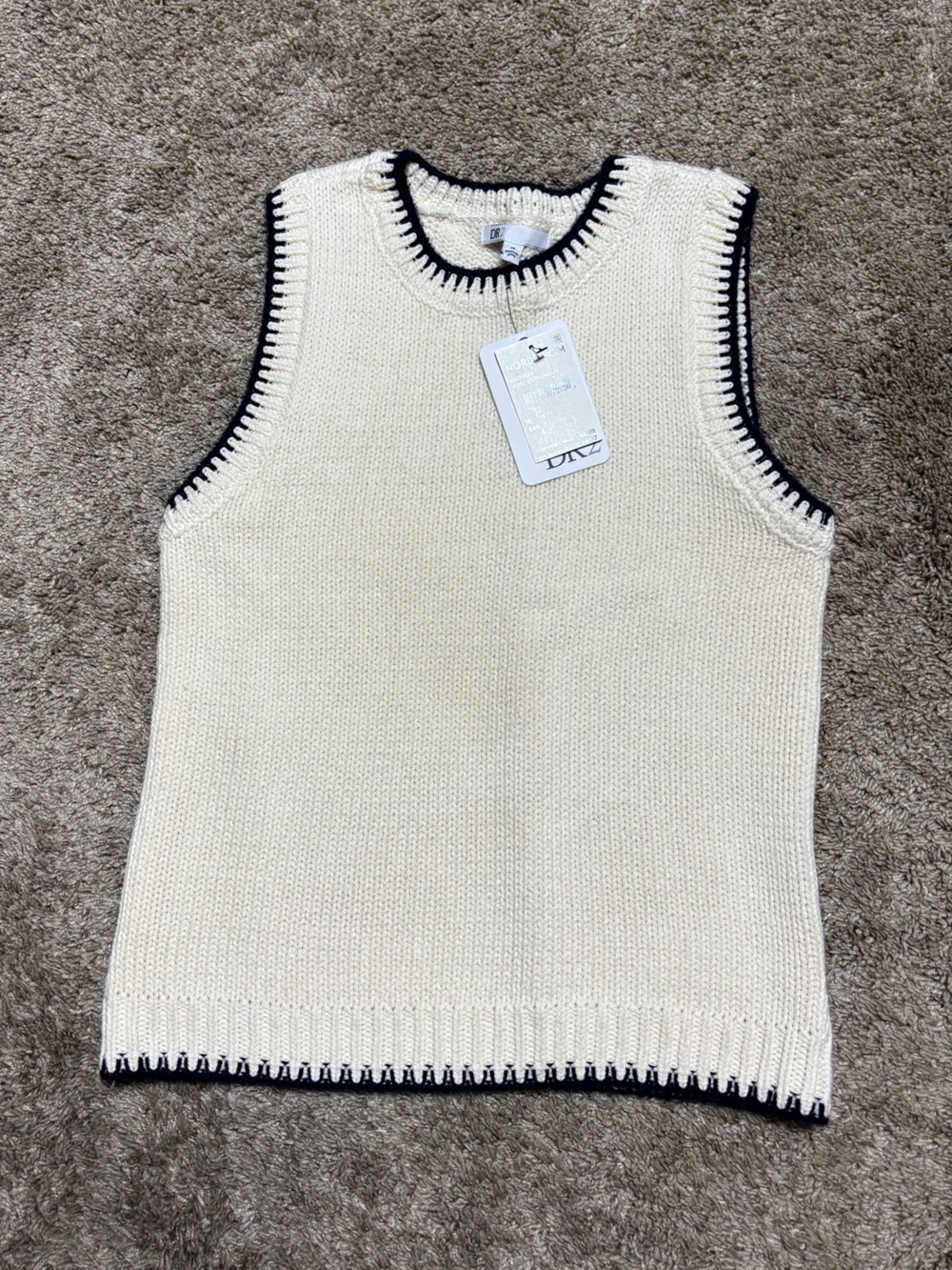 DR2 Cream Sleeveless V‑Neck Sweater with Black Trim